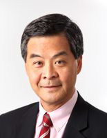梁振英 梁振英